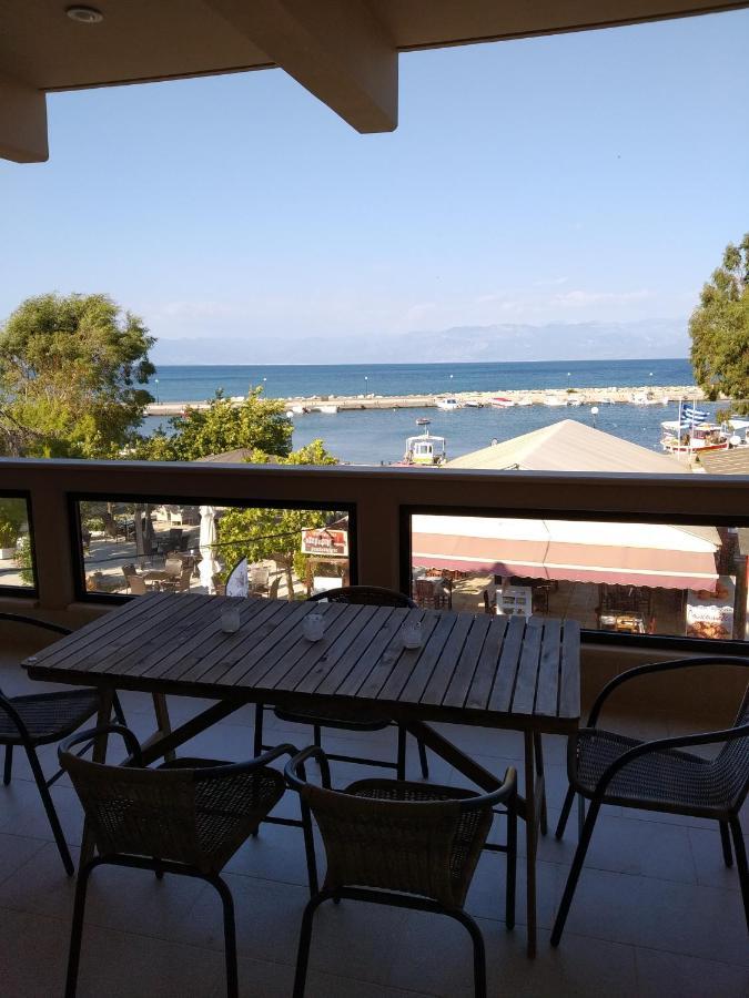 Thea, Agios Andreas Apartment